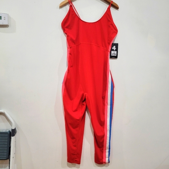 Fourlaps elevate onesie crimson size XL - Picture 2 of 9